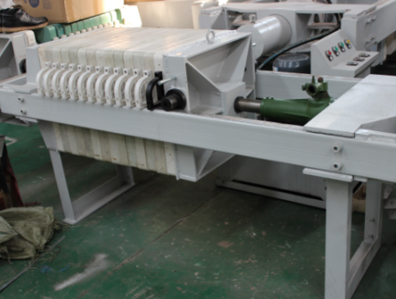 Plate and Frame Jack Compacting Filter Press